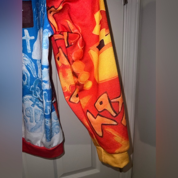 Heaven 😇or Hell👹 hoodie size M - Picture 7 of 13